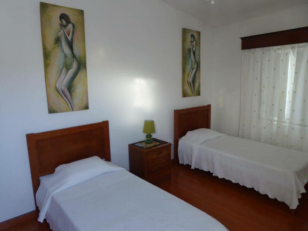 Casa De Hospedes Isaias Angra do Heroísmo Extérieur photo